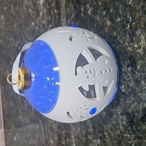 Ceramic Christmas Ornament 2 settings Light Scapes Universal Cut Out Snowman